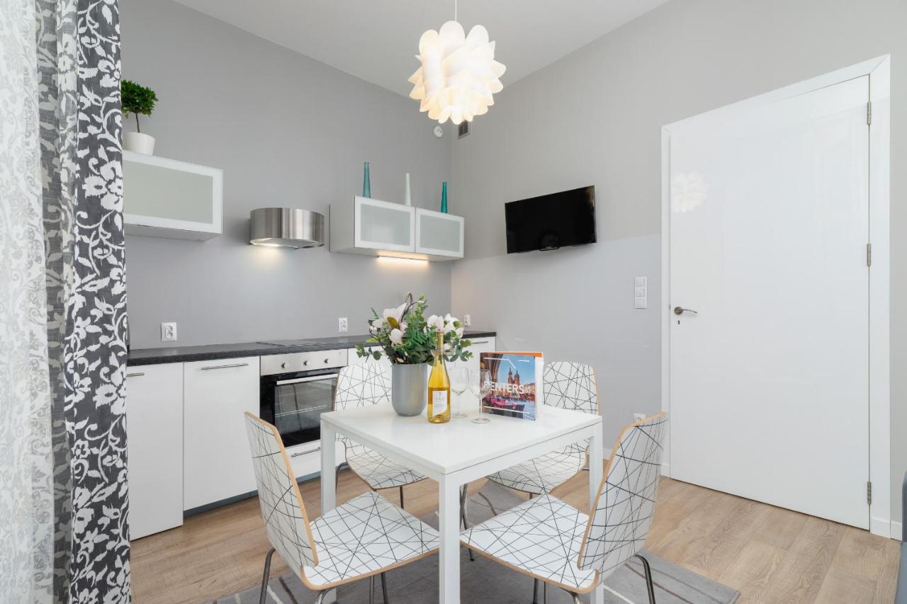 קרקוב Central Planty Park Apartment Lobzowska By Noclegi Renters מראה חיצוני תמונה
